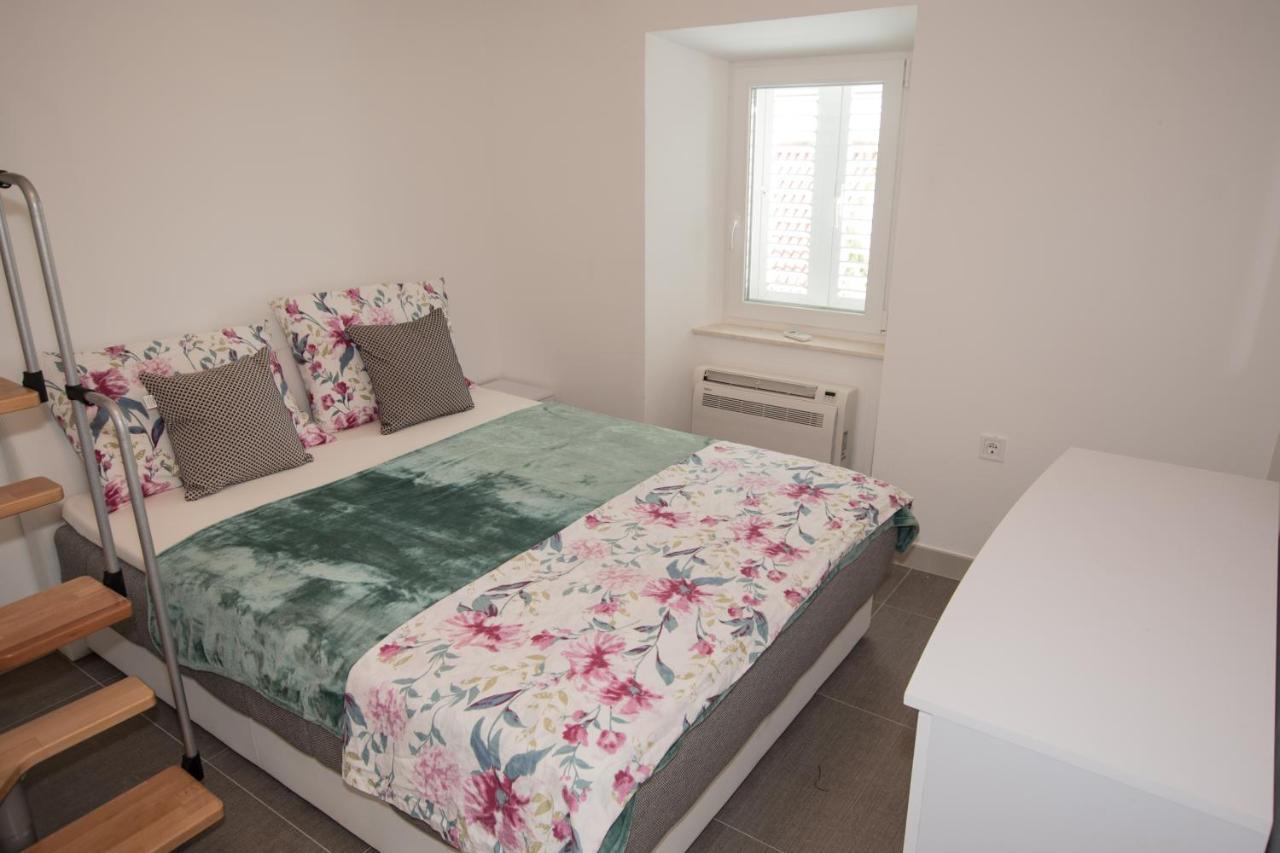 Sun Apartment Dubrovnik Bagian luar foto